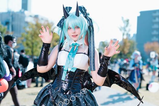 Saya Scarlet