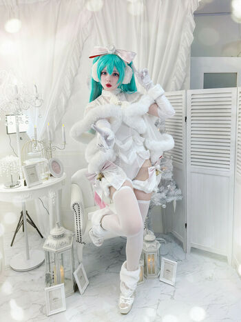 Saya Scarlet