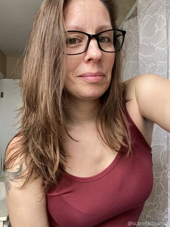 scarletkissamee