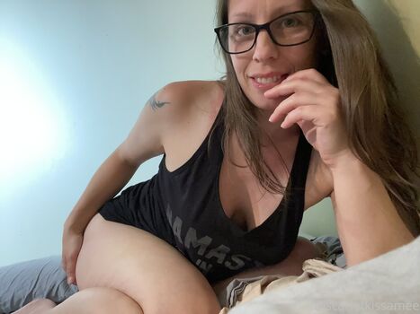 scarletkissamee