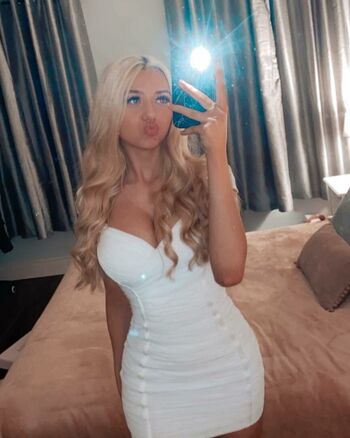 Scarlett Koopmans
