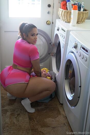 scarlettcakez