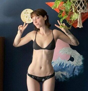 scrotegirl