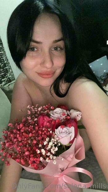 selena_mills
