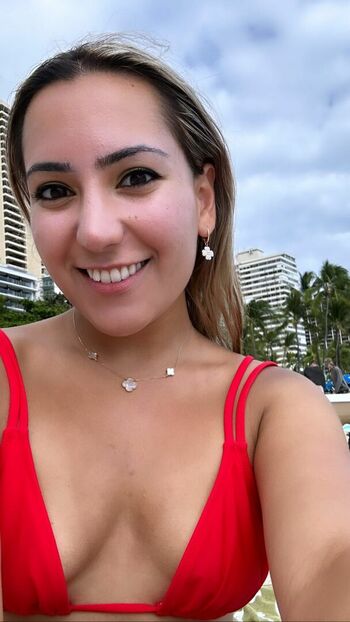 Selina Amini