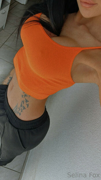 selinafox_free