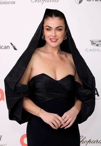 Serinda Swan