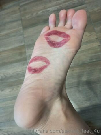 sexiest_feet_4u