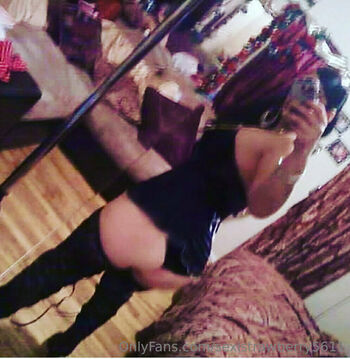 sexistrawberry5611