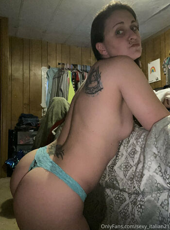 sexy_italian21
