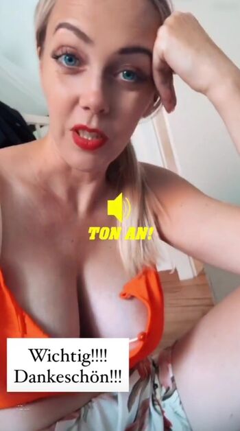 Sexy Julia