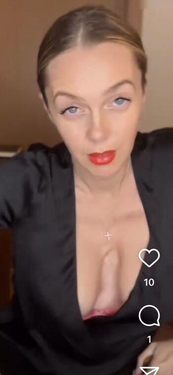 Sexy Julia