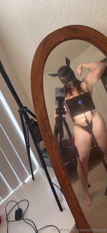 sexybuffbabe