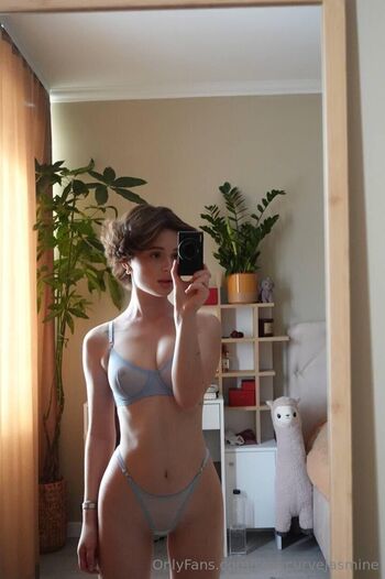 sexycurvejasmine