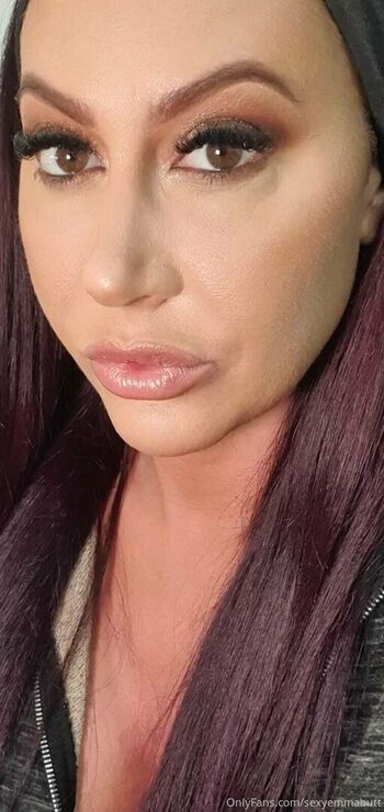 sexyemmabutt