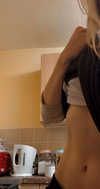 sexyhottblonde