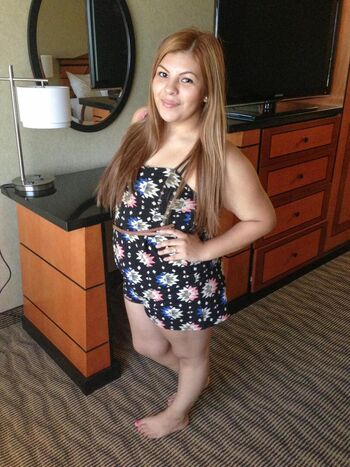 sexylatinawife0