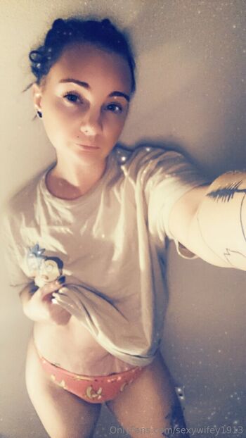 sexywifey1913