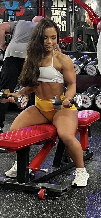 Shannon Dacombe