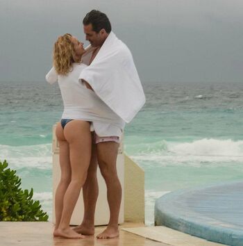 Shantel VanSanten