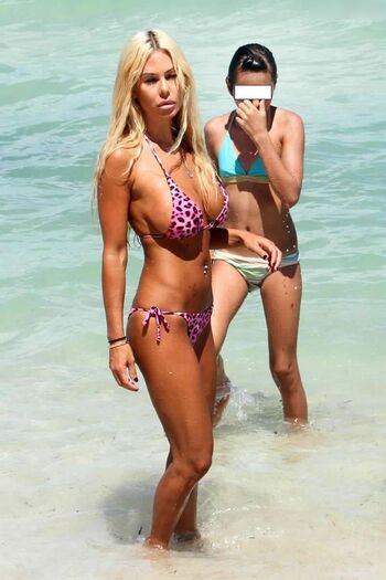 Shauna Sand