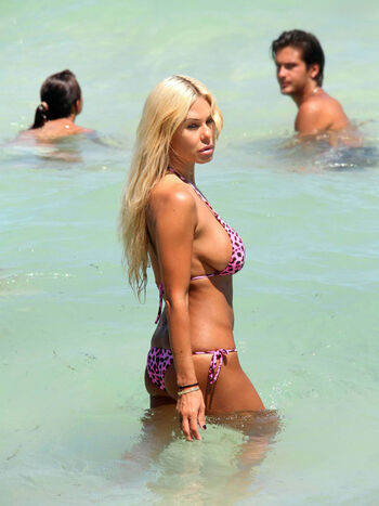 Shauna Sand