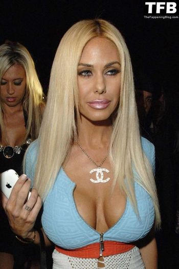 Shauna Sand
