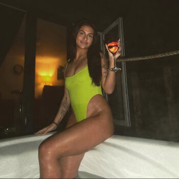 Shawnie Leslie