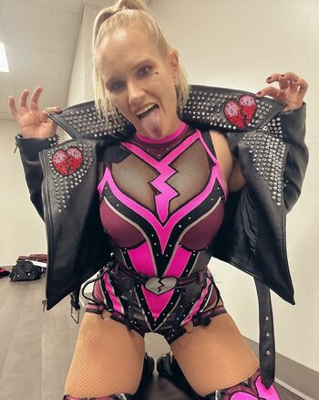 Shazza McKenzie