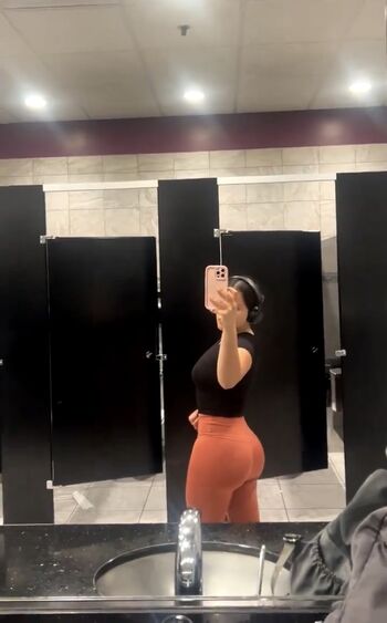 Shellyy13