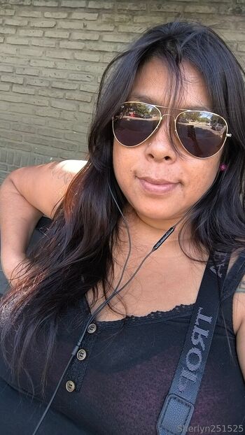sherlyn251525