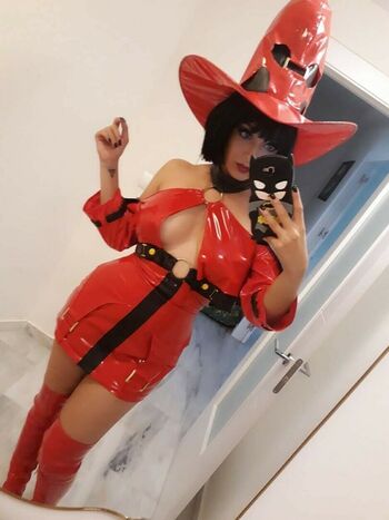 Shermie Cosplay