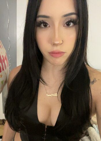 Shilynn Velez