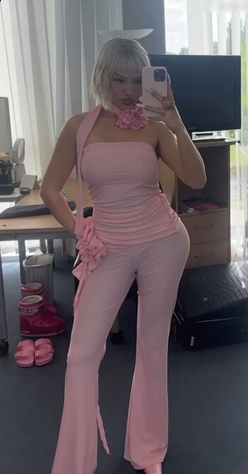 Shirin David