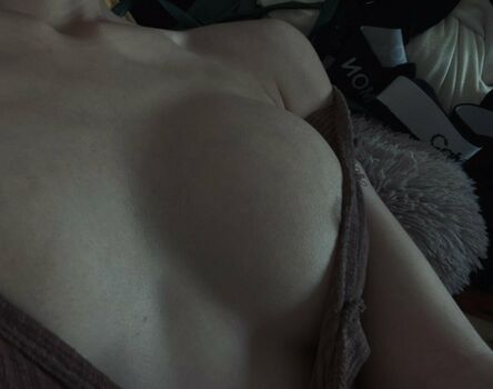 shu_olivia1104