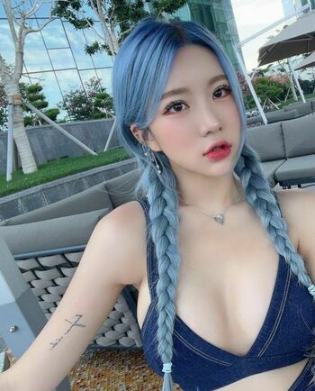 Sia Jiwoo