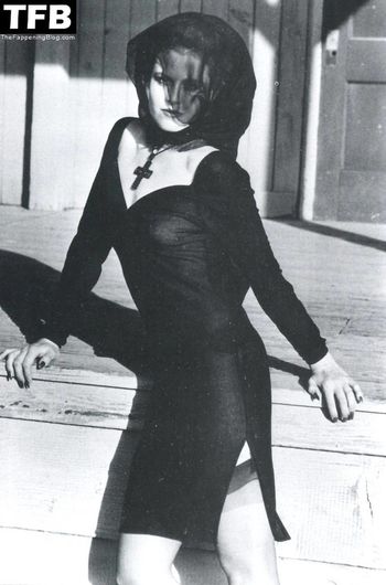 Sigourney Weaver