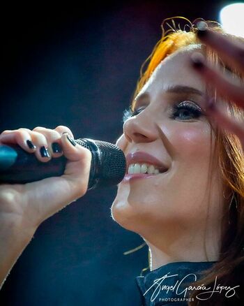 Simone Simons