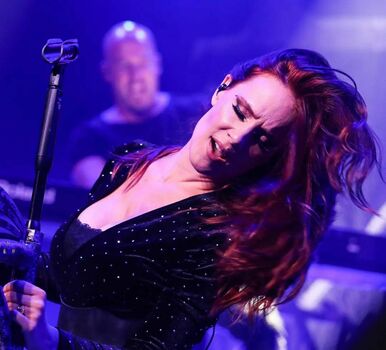 Simone Simons