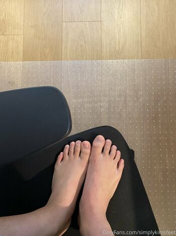 simplykimsfeet