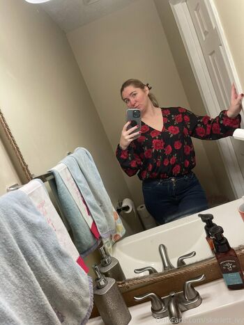 skarlett_ivy