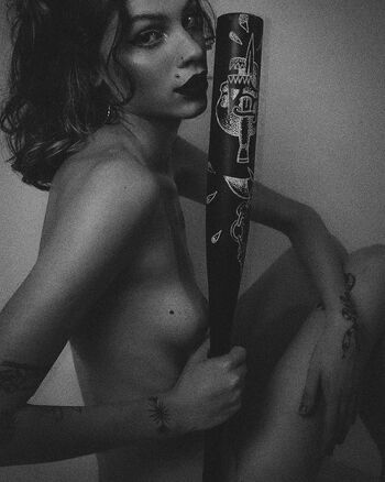Skinnygirlonfire