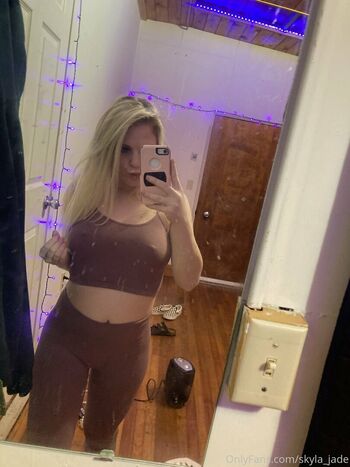 skyla_jade