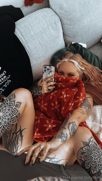 Skylar Vox