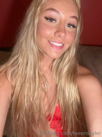 skylerstormxo