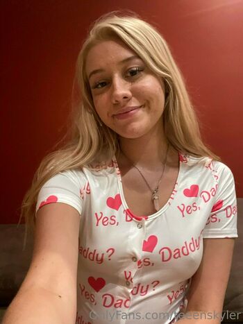 skylerstormxo
