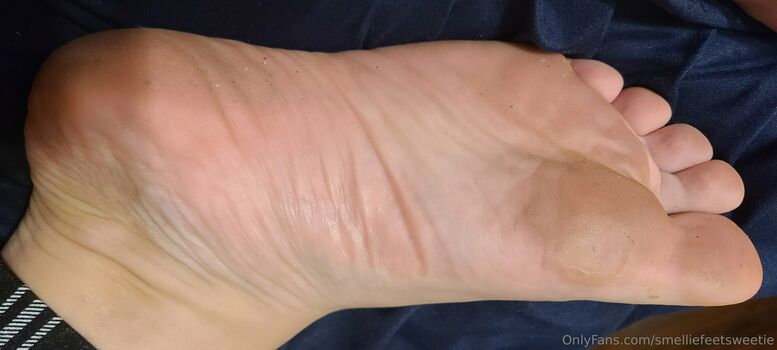 smelliefeetsweetie