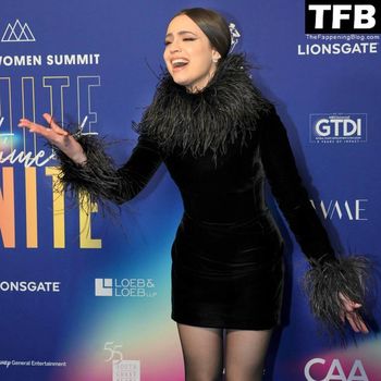 Sofia Carson