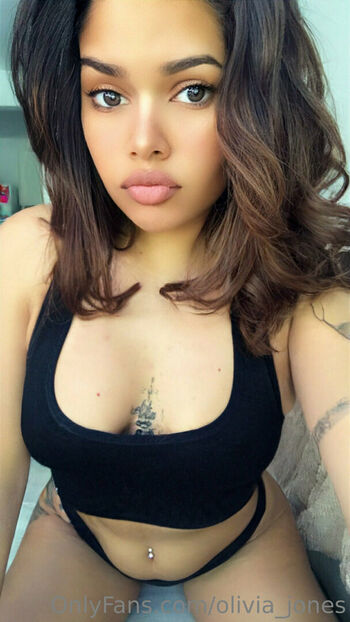 sofia_jones2