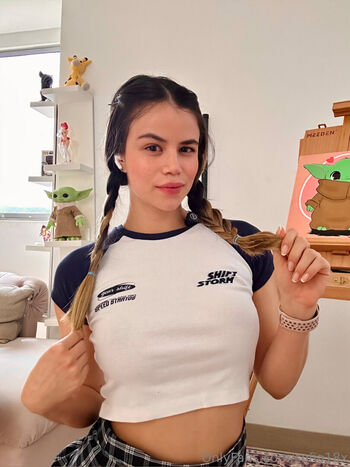 sofia18x